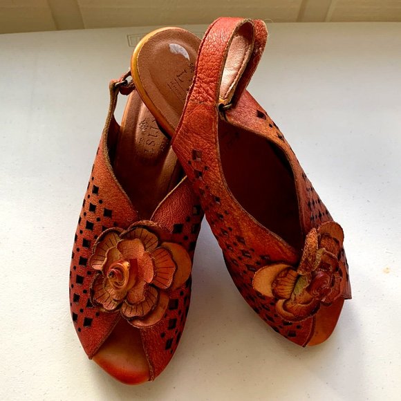 Brand new L'Artiste open toe genuine leather heel slingbacks US size 7 EUR 37 - Picture 2 of 8